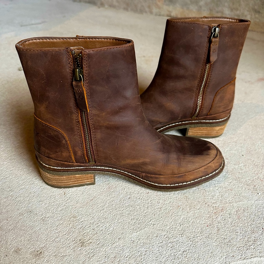Sperry Women's Seaport Storm Boot Shoes Size 6.5 Worn Once